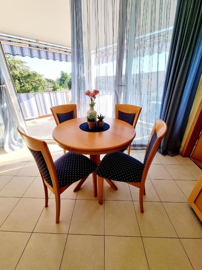 Sea View App Mirta Apartment Umag Exterior photo