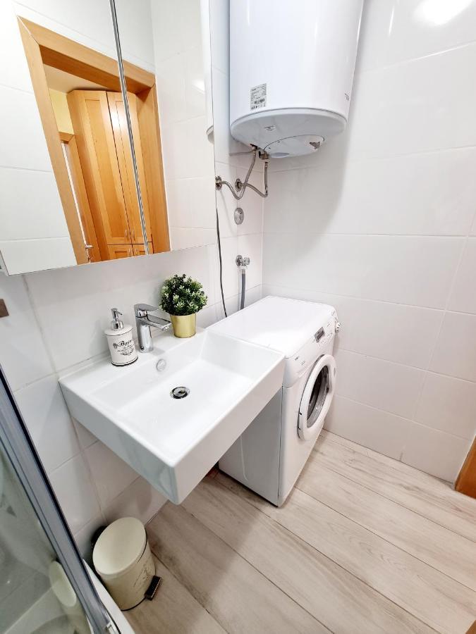 Sea View App Mirta Apartment Umag Exterior photo
